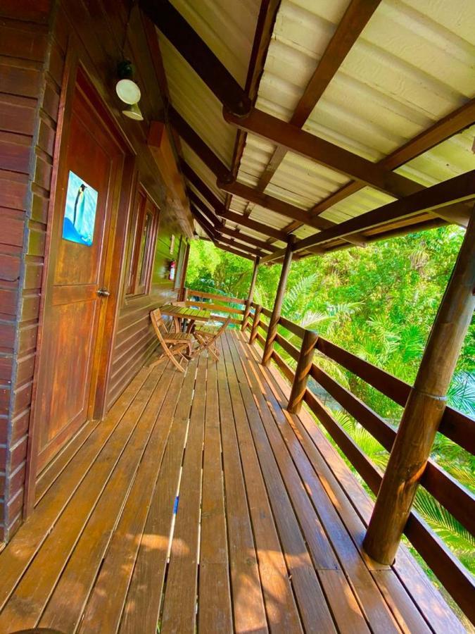 Hotel Mar Marine Yacht Club à Rio Dulce Extérieur photo