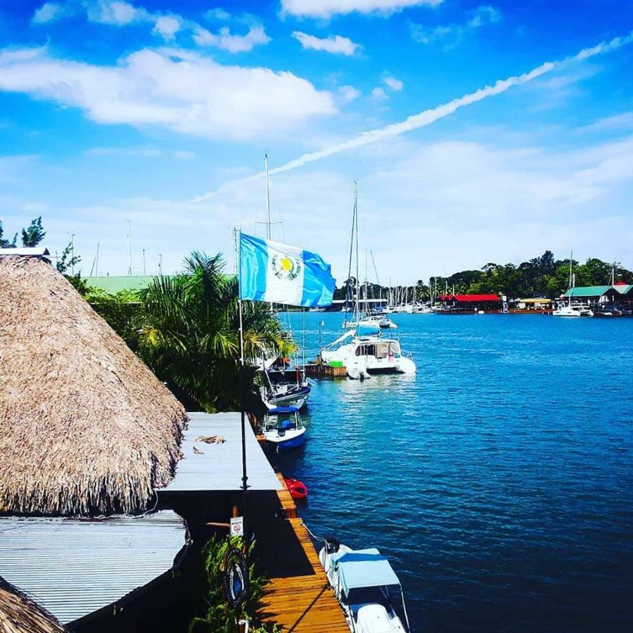 Hotel Mar Marine Yacht Club à Rio Dulce Extérieur photo